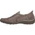 Skechers Breathe-Easy Home-Body Zapatillas De Tela Para Mujer En Color Gris Oscuro.